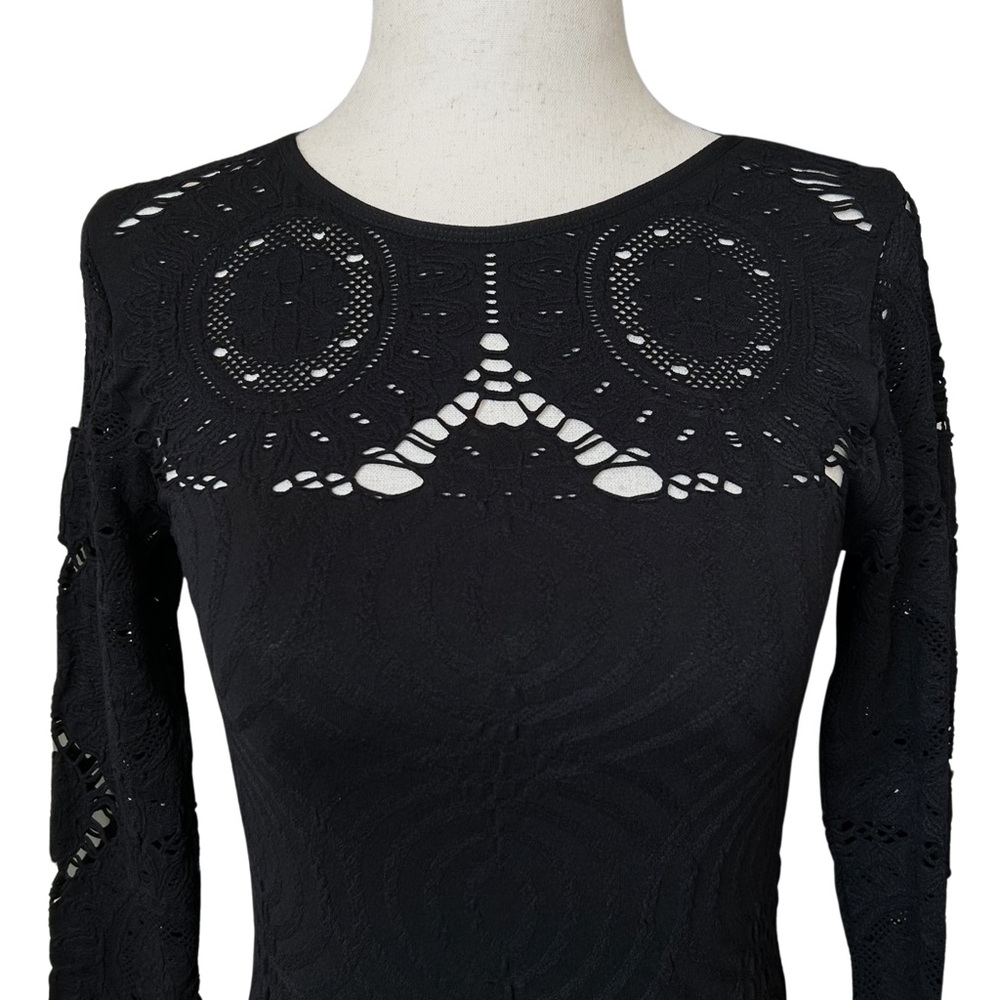 LBD Long Sleeve Form Fitting with Cut Out Design - Size M/ L - Black